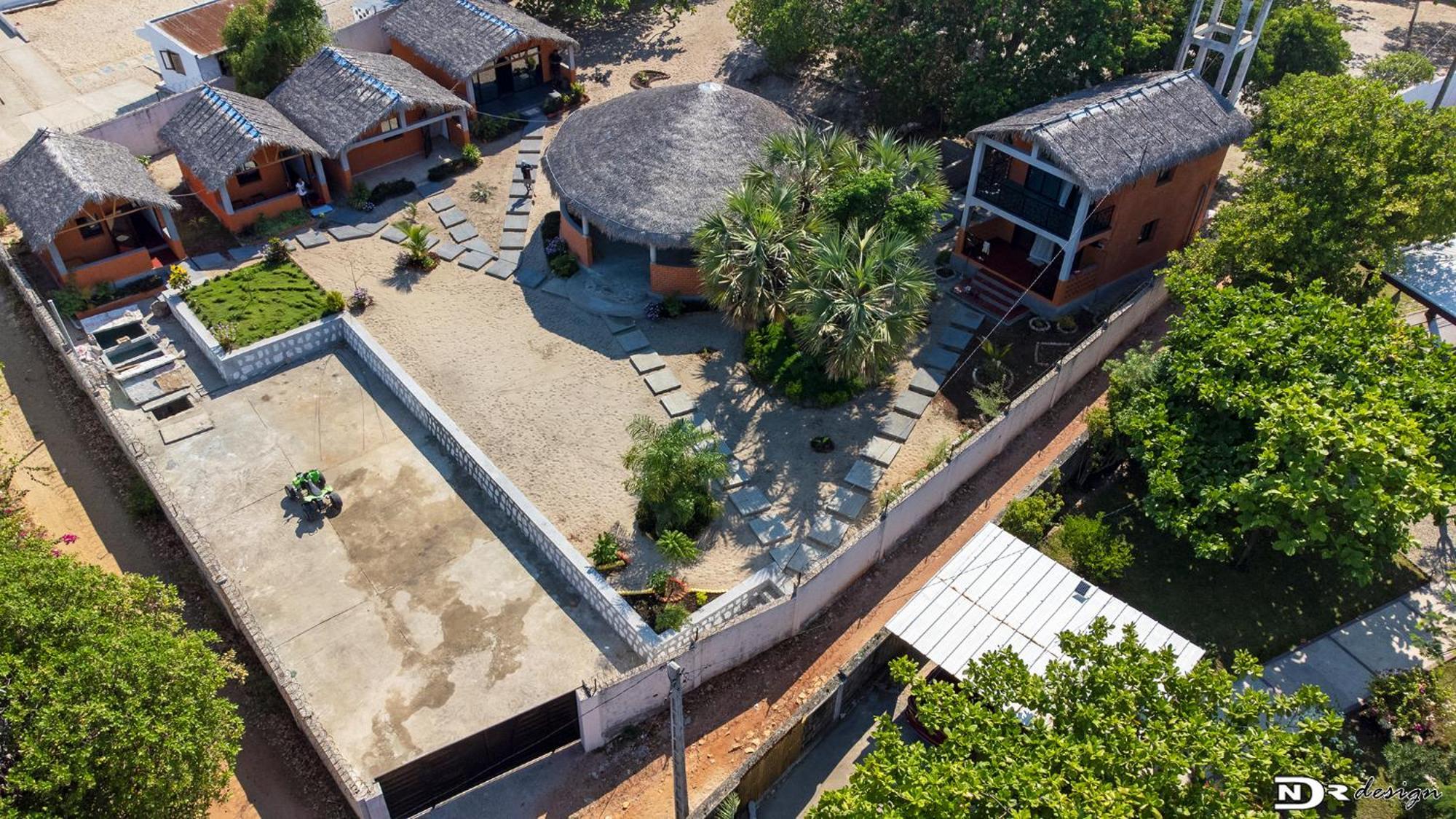 Hotel Le Jardin Des Delices Mahajanga Exterior foto